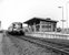 Een rode DEI staat aan het perron in Eigelshoven bij Kerkrade. 
27-10-1970.
Beeldmateriaal Het Utrechts Archief Nr. 150895 A red diesel train unit (NS DEI) is standing beside the platform of Eigelshoven near Kerkrade 
27-10-1970
Image from Het Utrechts Archief Nr. 150895