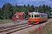 Op 30-7-1975 stopt een Y7 diesel treinstel (nr 1131) van de SJ in Månserud onderweg richting Årjäng over de DVVJ. On 30-7-1975 a Y7 diesel railcar (nr 1131) from the SJ is stopping at  Månserud on its way to Årjäng over the DVVJ.