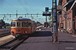 Op 6-8-1975 staat het Y6 dieselstel nr 1106 van de SJ klaar in Mellerud voor vertrek richting Årjäng over de DVVJ. On 6-8-1975 the diesel railcar type Y6 nr 1106 from the SJ is ready for departure from Mellerud to Årjäng over the DVVJ.