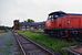 De Z66 nr 602 van de SJ staat in juli 1998 in Hultsfred bij de locloods.
De V4 loc had juist dat voorjaar het stokje overgenomen van de Z66 voor de goederendienst tussen Hultsfred en Kisa. The diesel shunting engine Z66 nr 602 is standing in Hultsfred near the locomotive shed.
July 1998.
The V4 had just taken over shunting / freight service between Hultsfred and Kisa from the Z66 in the spring of 1998.