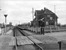 Het emplacement van station Aalsmeer Oost op 22-2-1950.
Beeldmateriaal Het Utrechts Archief Nr. The yard of station Aalsmeer Oost on 22-2-1950.
Image from Het Utrechts Archief Nr.