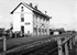 Het station van Baflo in november 1970, gezien vanaf de spoorzijde.
Beeldmateriaal Het Utrechts Archief Nr. 150135 The station of Baflo in November 1970, seen from the track-side.
Image from Het Utrechts Archief Nr. 150135