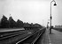 Het emplacement van Leerdam in augustus 1967 met wagons met afzetbakken langs de losweg en op de achtergrond de goederenloods.
Beeldmateriaal Het Utrechts Archief Nr. The yard of Leerdam in August 1967 with some wagons with a forrunner of the container beside the loading area and the freight - shed in the background.
Image from Het Utrechts Archief Nr. 153158