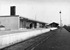 Het emplacement van het vernieuwde station van Purmerend met op de achtergrond de oude goederenloods.
29-4-1958
Beeldmateriaal Het Utrechts Archief Nr. 153203 The new station of Purmerend with the old goods shed in the background.
29-4-1958
Image from Het Utrechts Archief Nr. 153203