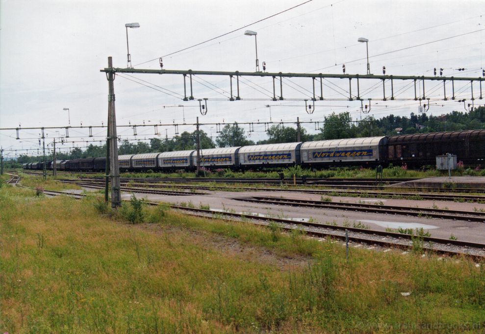 Empl-Falun_Shimmns_Locloods_7-1998_05.jpg