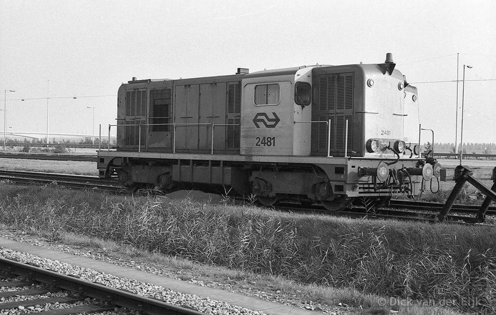 d-2481-2460-Rotterdam-Botlek-1983.jpg