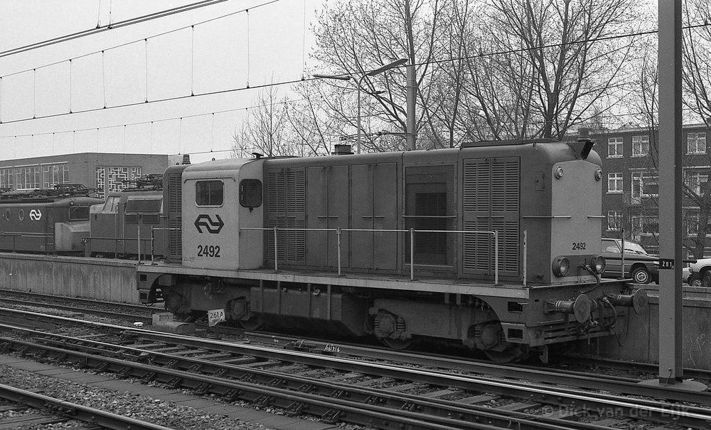 d-2492-klaarvVolgDienst-Rdam-NB12-1100-1979.jpg