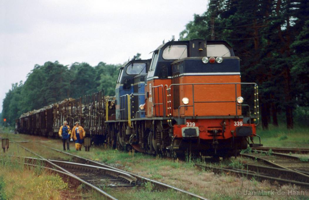 d-T44-339-333-Tr6265-Bromolla-Solvesborg-KlVertrek-Bromolla-3-7-1998.jpg