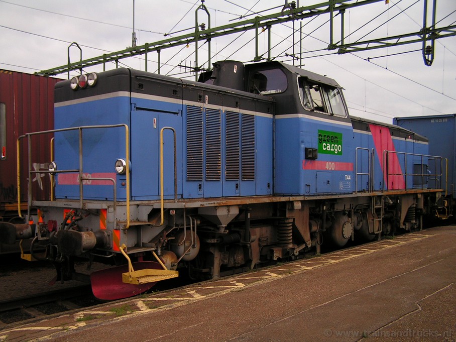 d-t44-400_almh_13-6-5_03.jpg