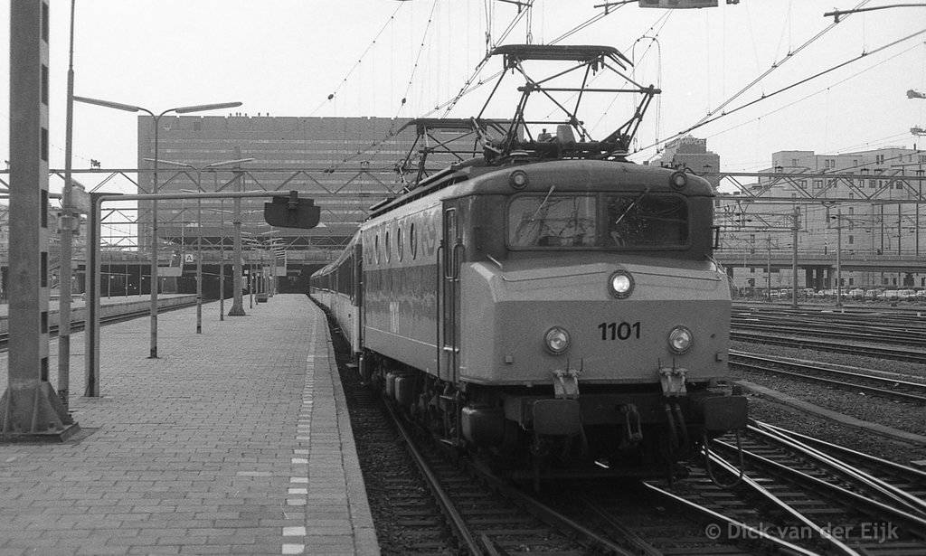 el-1101-UitDenHaagCS-1983.jpg