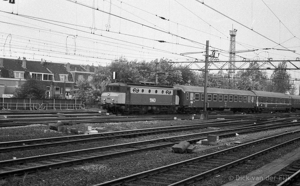 el-1140-UtrechtCS-intTrein-2eTENSlaaprijt-1983.jpg