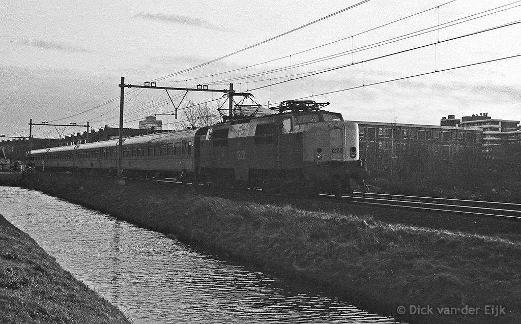 el-1222-Rijswijk-riAmsterd-ICR-1983.jpg