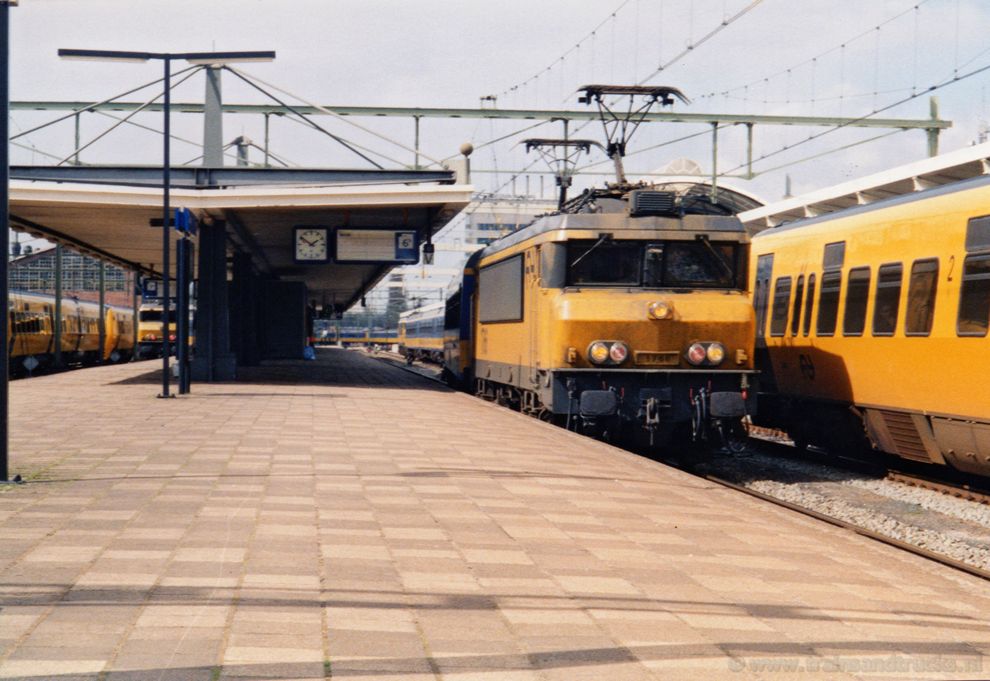 el-1766_Zwolle_2001-05.jpg