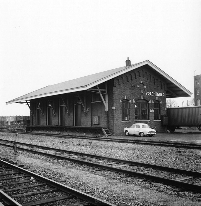 empl-Enkhuizen_goederenloods_5-1967_166753.jpg