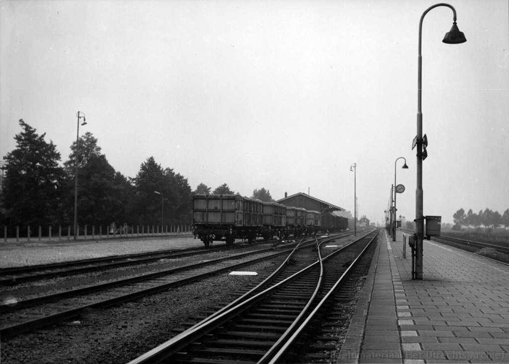 empl-Leerdam_08-1967_153158.jpg