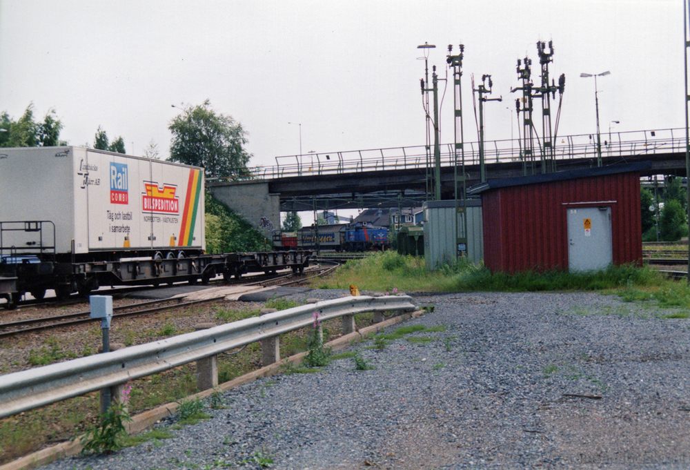 empl-Lulea_7-1998_01.jpg