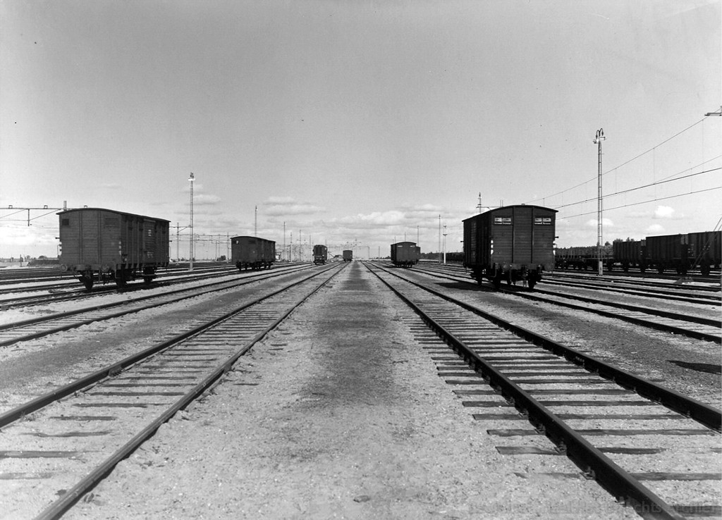 empl-Rotterdam_Noord_Goederen_22-08-1952_164095.jpg