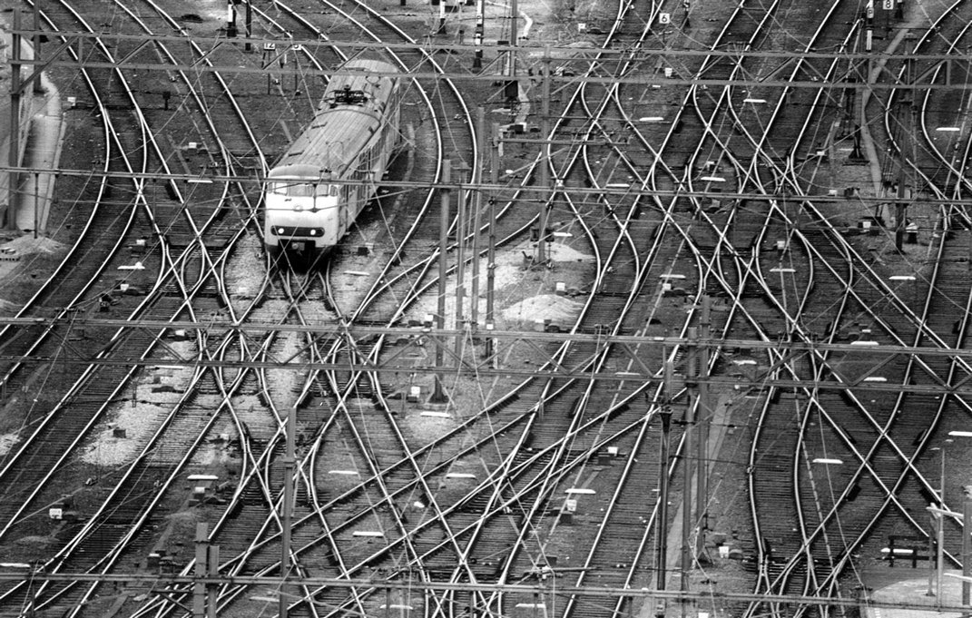 empl-Utrecht_noordzijnde_vanuit_de_Katreinetoren_1981_167174.jpg