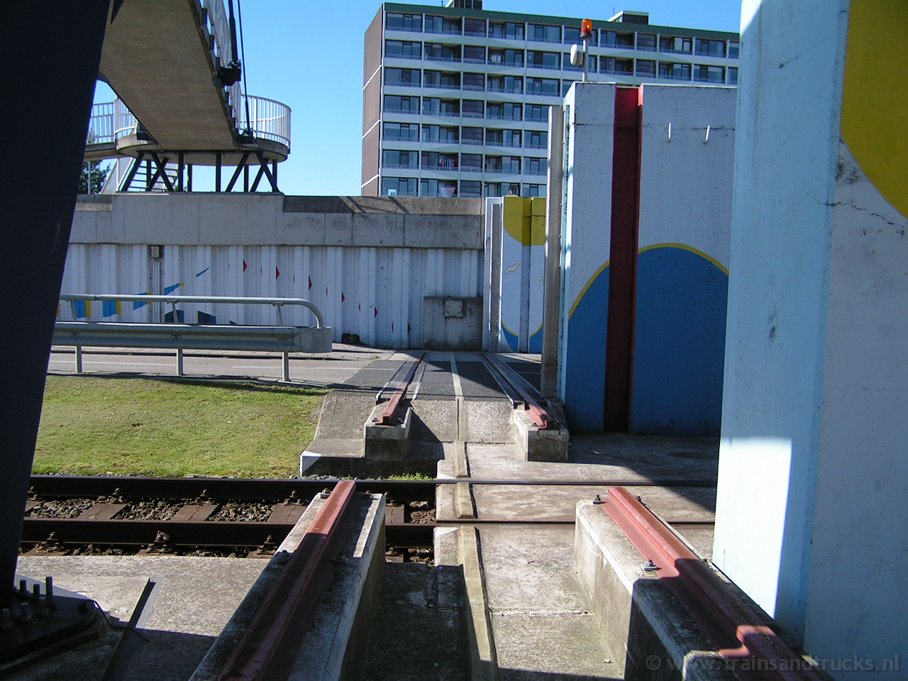 empl-delfzijl036-10-09-04.jpg