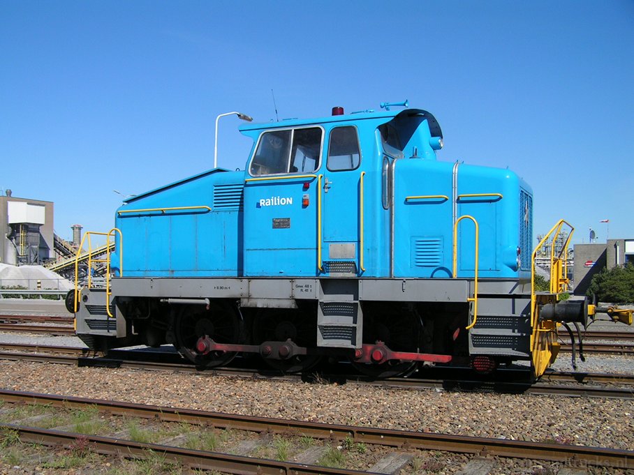 empl-delfzijl141-10-09-04.jpg