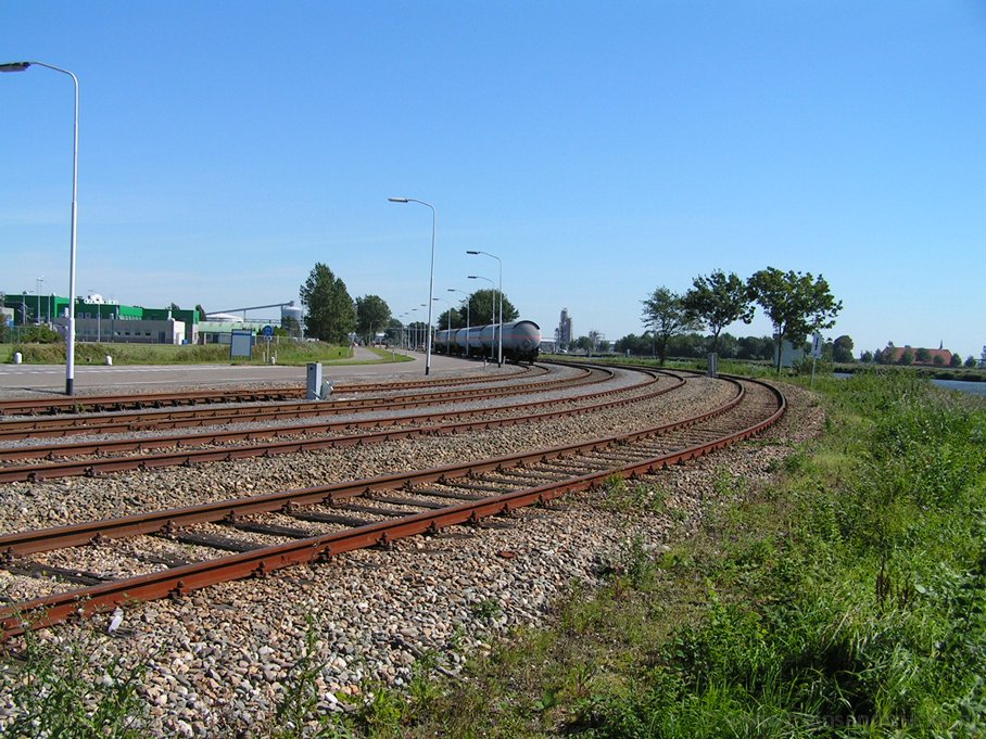 empl-delfzijl146-10-09-04.jpg