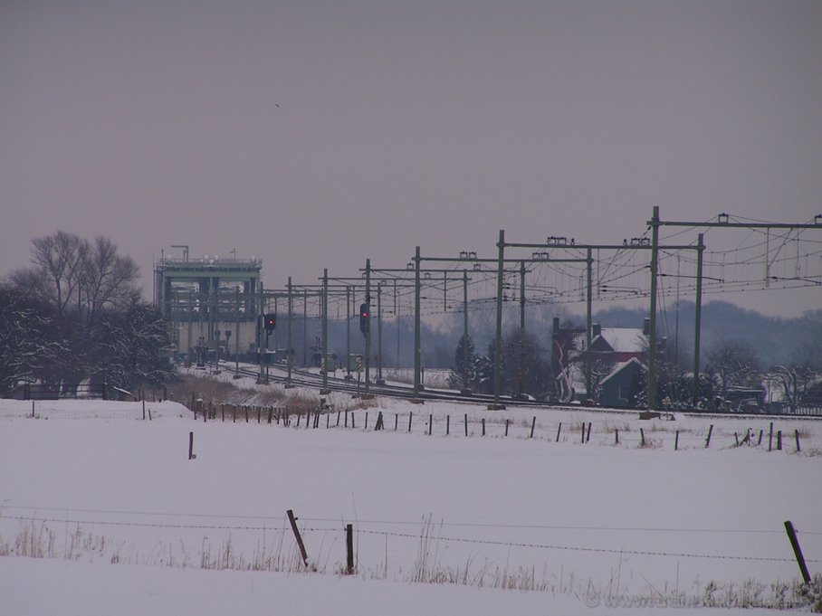 empl-ijsselbr_3-3-5_02.jpg