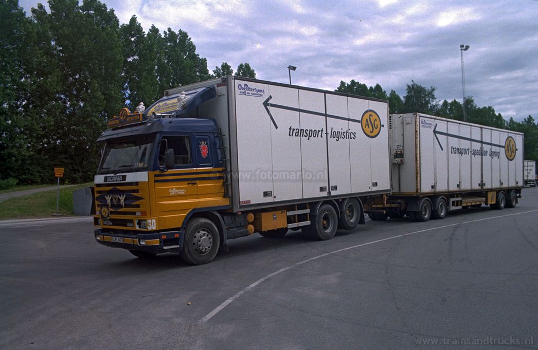 ASG-Scania-143H-OveP-Orebro-1997-07.jpg