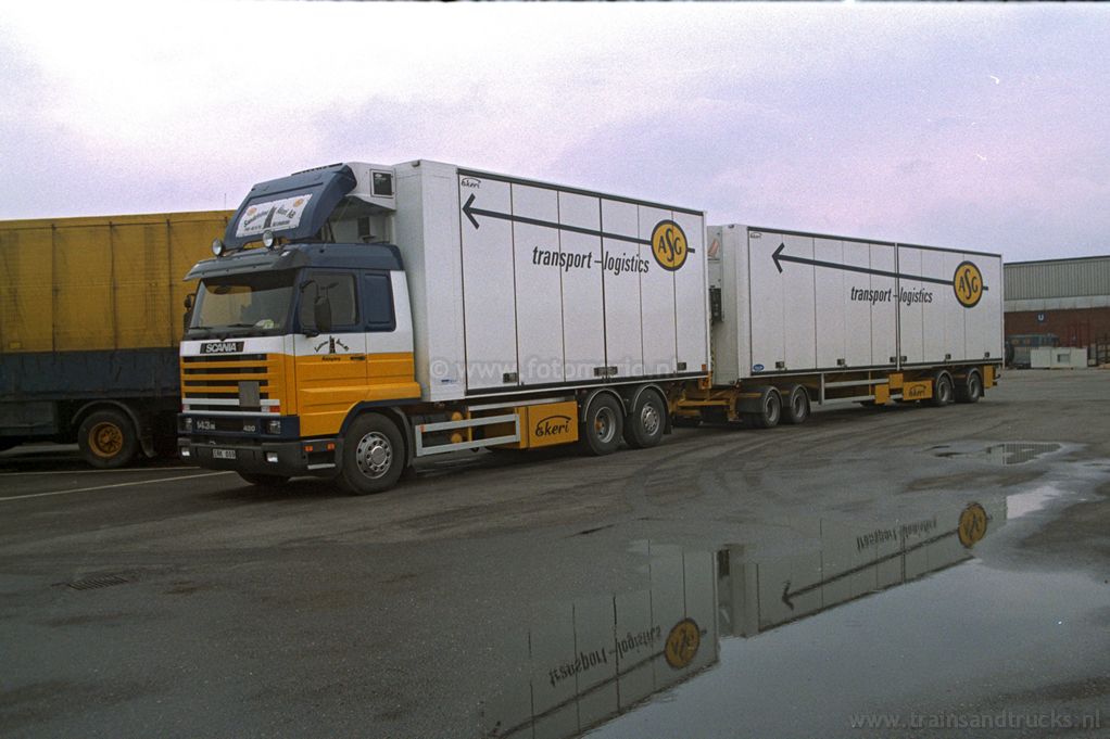 ASG-Scania-143M-Sandstroms-Goteborg-1996-04-01.jpg