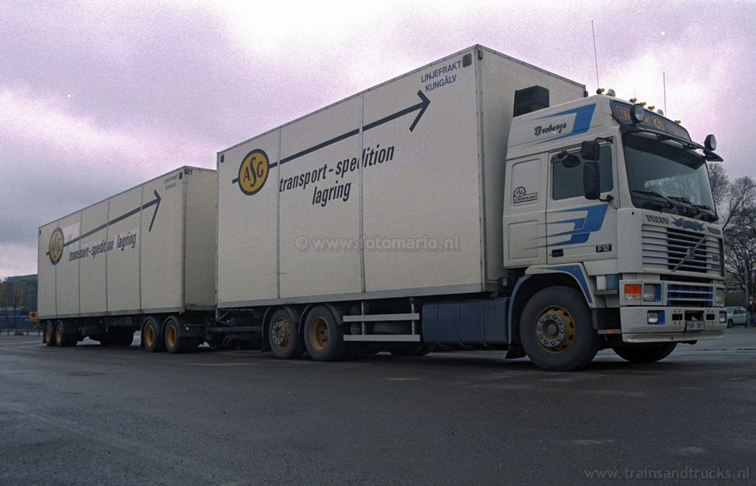 ASG-Volvo-F12-Linjefrakt-GoteborgNB-1996-03.jpg